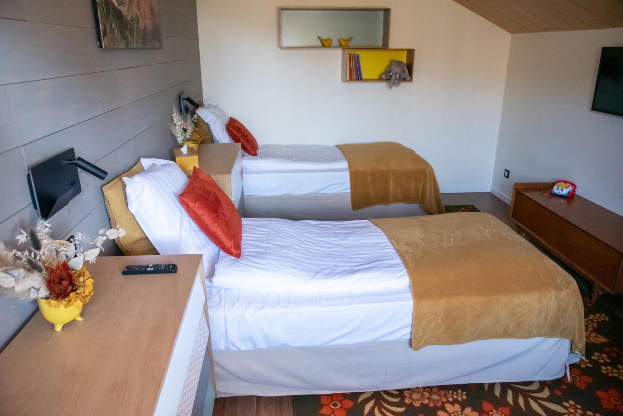 Boutique Hotel - Notre Chalet Les Fourgs Eksteriør billede