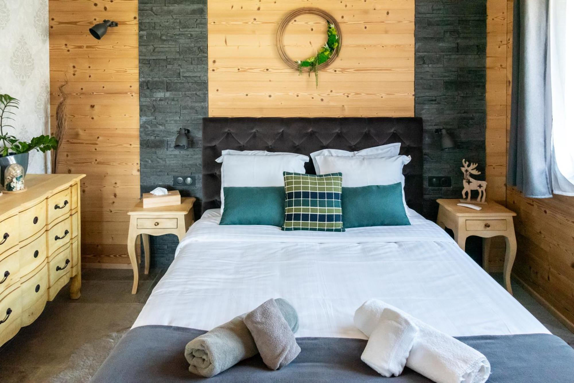 Boutique Hotel - Notre Chalet Les Fourgs Eksteriør billede